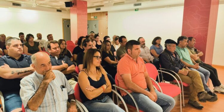 Nuevas subvenciones para ganaderos de la Sierra Norte por ataques de lobos