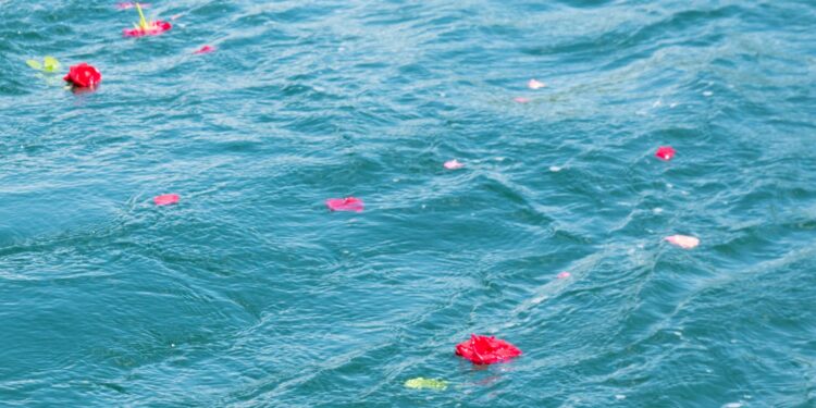 Procesión Marinera en el embalse de Bolarque honra a la Virgen del Carmen en Almonacid de Zorita (Guadalajara)