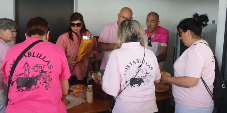 Los Tablillas triunfan con su aperitivo de calidad en las Fiestas de Cabanillas 2025