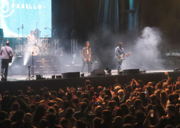 Efecto Pasillo en Cabanillas: un concierto lleno de alegría que calentó la noche más fresca de las Fiestas 2025