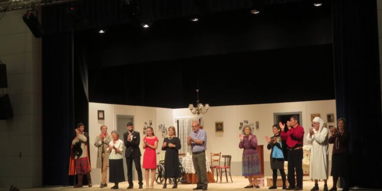 “El cianuro… ¿solo o con leche?” se representa en Yunquera de Henares con dos funciones en el Centro Cultural Miguel de Cervantes