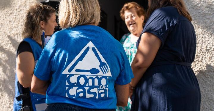 La Diputación aprueba los convenios con ACCEM y Cruz Roja para el programa ‘Como en Casa’ 2025