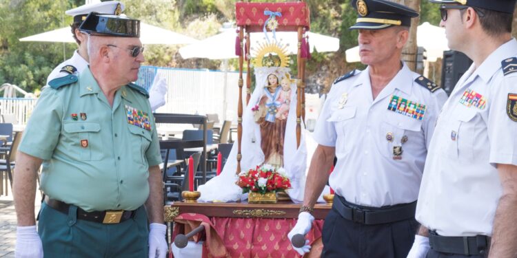 Procesión Marinera en el embalse de Bolarque honra a la Virgen del Carmen en Almonacid de Zorita (Guadalajara)