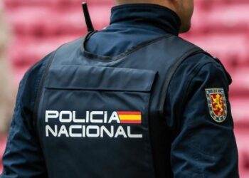 Desarticulada una red criminal que estafaba a migrantes con falsos trámites de residencia en España