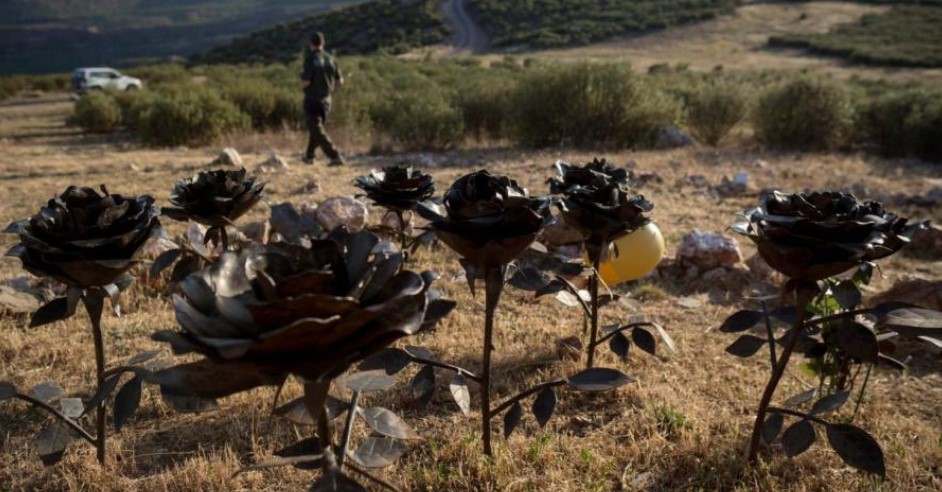 Veinte años después del incendio de La Riba de Saelices, Cogolludo honra a los 11 héroes del retén