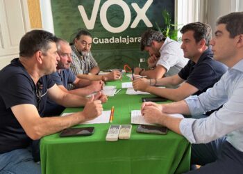 VOX se reúne con ganaderos de Guadalajara para trasladar sus demandas al Congreso y defender el campo español