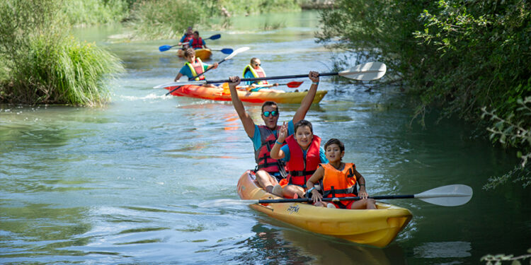 Trillo cierra su Julio Cultural con éxito entre rock, piraguas y motos