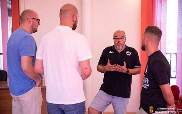 Acuerdo entre CD Guadalajara y Ayuntamiento de Yunquera para la cesión del campo de fútbol El Jaenal