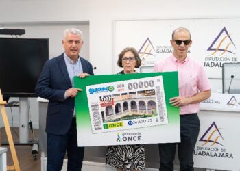 Monasterio de Lupiana en el cupón de la ONCE, presentado en la Diputación de Guadalajara