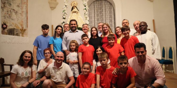 Paco Núñez inaugura las Fiestas Patronales de Tamajón en la Ermita de la Virgen de los Enebrales