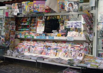 Guadalajara retira ocho quioscos de prensa en desuso para mejorar la accesibilidad y embellecer la ciudad