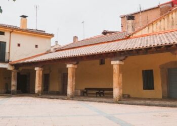 Tamajón: Turismo Rural, Ciudad Encantada y Ermita de los Enebrales en Guadalajara