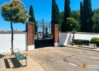 Yunquera renueva el cementerio parroquial con mejoras estéticas y de cuidado del entorno