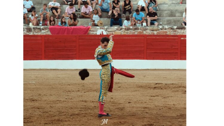 Triunfo de Puerta Grande en Sacedón para Leonardo Hernández y Ginés Marín