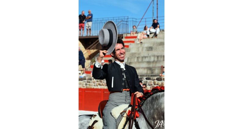 Triunfo de Puerta Grande en Sacedón para Leonardo Hernández y Ginés Marín