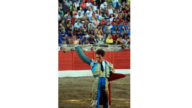 Triunfo de Puerta Grande en Sacedón para Leonardo Hernández y Ginés Marín