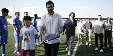 Emotivo homenaje a Santiago Pascual en La Solana: legado eterno del CD Marchamalo