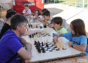 Tarde de deporte y juegos en Yunquera: El Jaenal se convierte en espacio infantil con actividades del AMPA