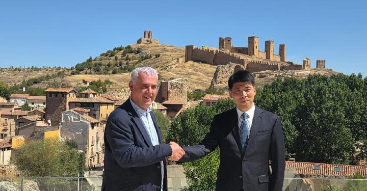 Hermanamiento entre el Geoparque de Molina de Aragón-Alto Tajo y el Geoparque de Lushan (China) para impulsar el turismo sostenible