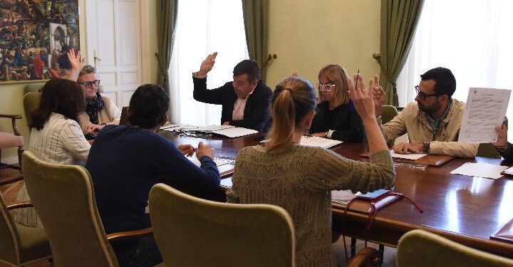 La Diputación de Guadalajara invierte 600.000 € en nuevas barreras de seguridad en cinco carreteras provinciales