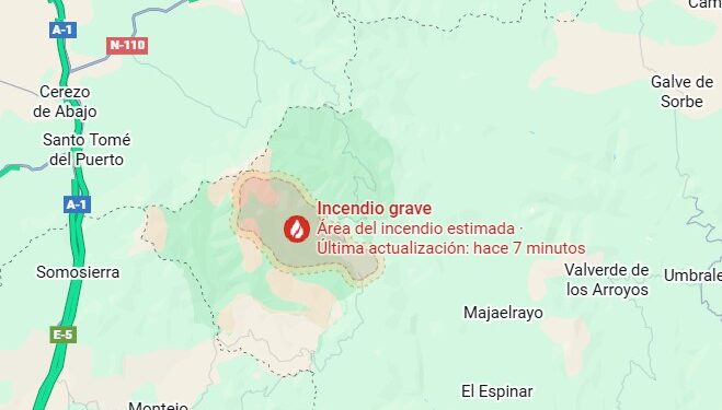 El incendio de Peñalba de la Sierra se estabiliza mientras crecen las críticas por la falta de medios en Guadalajara