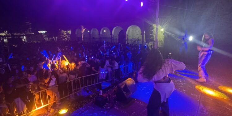 Festival “Alovera para el mundo”: arranque de las prefiestas con música y talento local