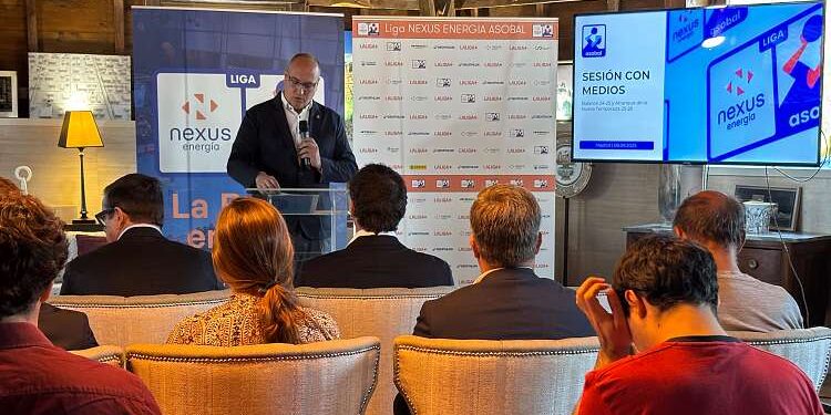 ASOBAL 25/26: Nuevos patrocinadores, balonmano sostenible y transmisión en TV