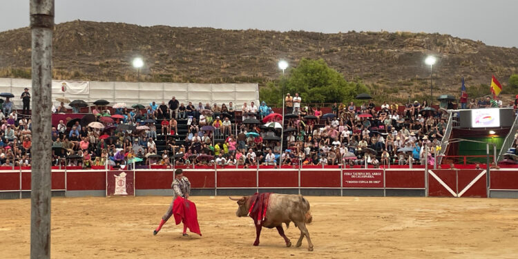 Joao D’Alva a hombros en Calasparra