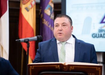 Alberto Guerrero asume como nuevo diputado provincial de Guadalajara y reorganiza competencias en el equipo de Gobierno