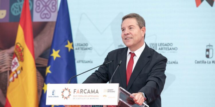 Castilla-La Mancha anuncia 22 millones en ayudas para autónomos en 2026 y promociona FARCAMA 2025