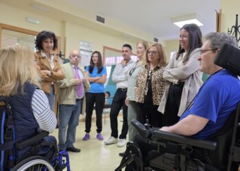 Castilla-La Mancha destina más de 210.000 € a asociaciones que apoyan a personas con esclerosis múltiple