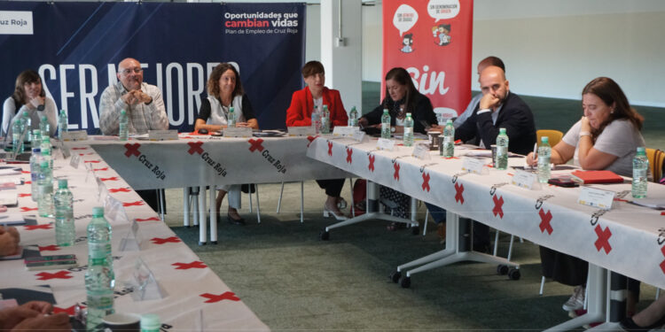 Cruz Roja reúne a 15 empresas de la provincia de Guadalajara en la jornada: “Buenas prácticas de conciliación y reducción del absentismo laboral”