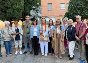 Guadalajara homenajea a las personas mayores en el Día Internacional con actos y renovación del monumento