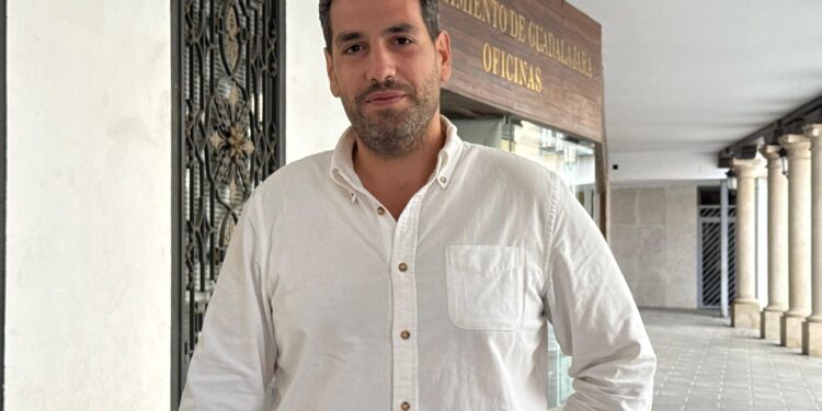 Alguacil: ”El PSOE de Alberto Rojo que hundió todas las contratas municipales pretende ahora sacar rédito a costa de los trabajadores municipales”