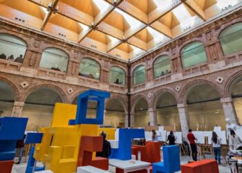 La Escuela de Arquitectura de la UAH celebra 25 años con exposiciones y mesas redondas en Alcalá de Henares