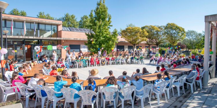Marchamalo celebra el Día de las Personas Mayores 2025 con actividades intergeneracionales