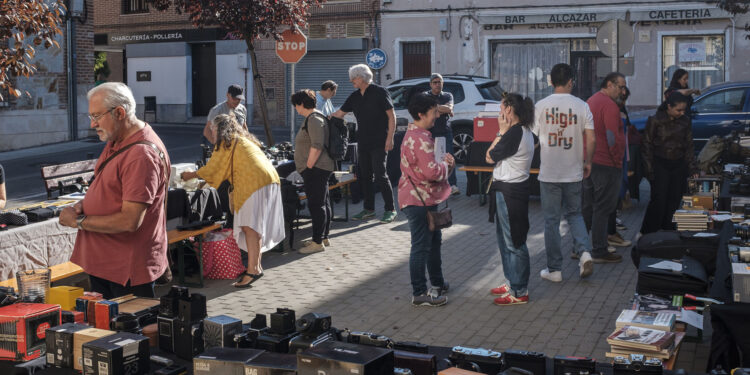 Cabanillas del Campo celebra un sábado cultural con el II Festival Akelarte y el Mercadillo Fotográfico Sostenible