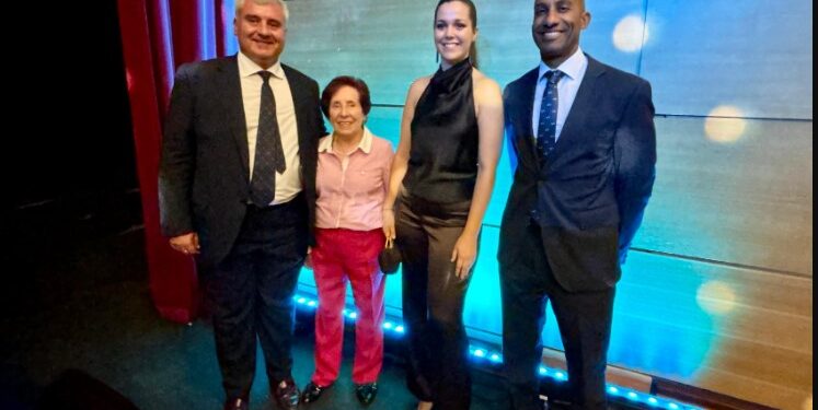 Sara Cobelo e Isabel Muñoz Yela, galardonadas en los Premios Excelentes ENCLM 2025