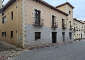 El Liceo Casino de Jadraque se convertirá en propiedad municipal con el apoyo de la Diputación de Guadalajara