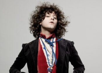 Billy Tibbals en Guadalajara: Concierto de Power-Pop y Glam Rock en la Sala Monkey Man