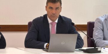 David García defiende la limpieza urbana de Guadalajara y critica al PSOE por sus acusaciones infundadas sobre el servicio de limpieza