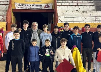 Cid de María vuelve a la Escuela Taurina de Guadalajara con un gesto de generosidad hacia los alumnos