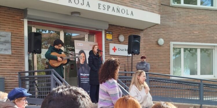 El Área de Empleo de Cruz Roja Guadalajara reflexiona sobre la violencia contra la mujer a través de la popular canción “Don Federico”