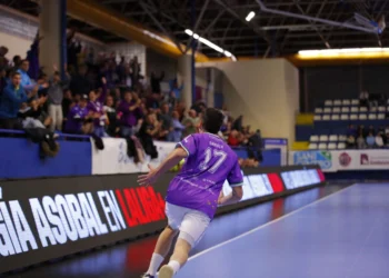 Sanicentro BM Guadalajara Empata 26-26 contra Ademar León en un Partido Épico de la Liga ASOBAL