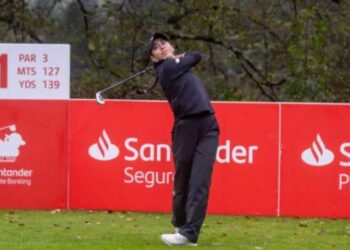 Elena Melich y Hulda Gestsdottir comparten el liderato en el Santander Golf Tour La Coruña