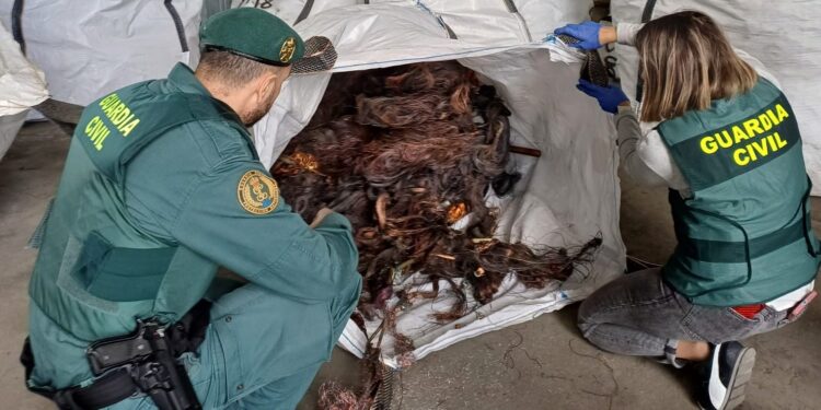 La Guardia Civil Desarticula un Grupo Criminal por Robo de Cable Telefónico en Madrid y Guadalajara