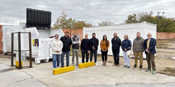 La Mancomunidad Vega del Henares presenta su nueva compactadora de cartón para optimizar la gestión de residuos