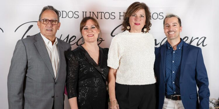 La VII Cena Benéfica de “Proyecto Yunquera” reúne a 320 asistentes en una noche cargada de solidaridad y reconocimiento