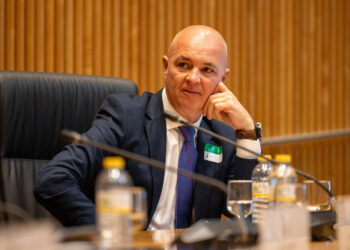 VOX trae a Jesús Muñoz a Guadalajara para debatir sobre la “industria de género” y sus consecuencias para los hijos