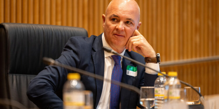 VOX trae a Jesús Muñoz a Guadalajara para debatir sobre la “industria de género” y sus consecuencias para los hijos